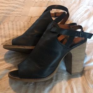 Lucky heeled mules